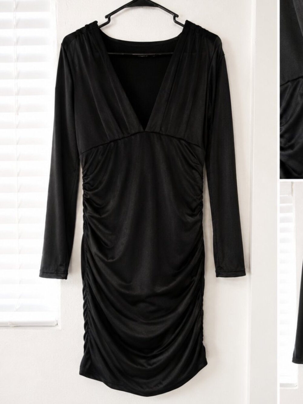 Black Long Sleeve V-Neck Ruched Mini Dress